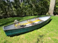 Flat back Canoe