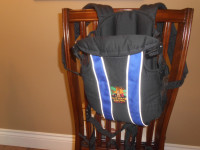 "Outward Hound" Med Sz Dog Carrier Backpack