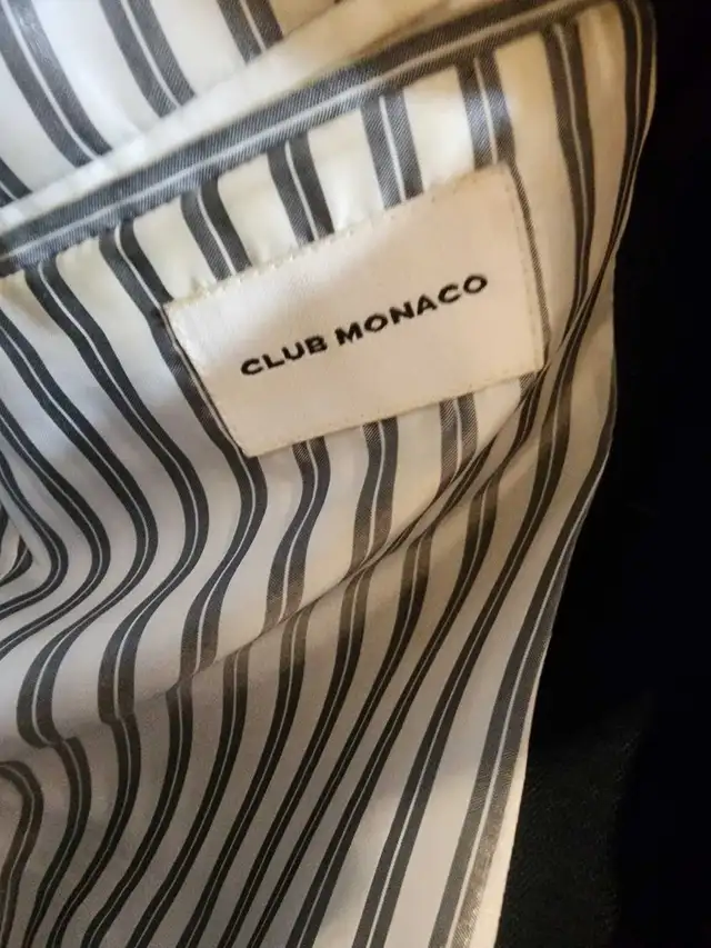 Club Monaco Blazer 40 in Men's in City of Toronto - Image 7