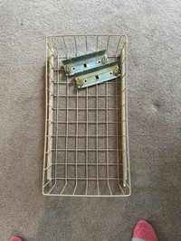 Kitchen cupboard pullout rack 