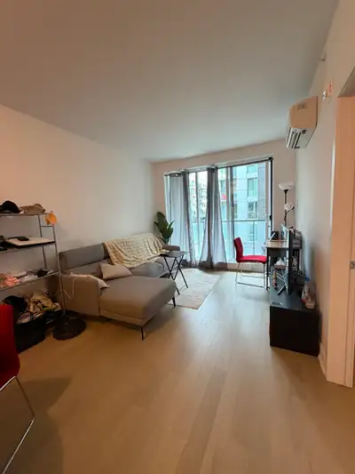 Description: I am urgently looking for someone to take over my lease for a 6-month term, starting Se...