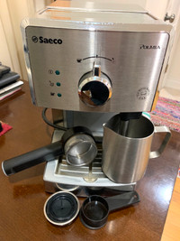Italian 15 bar espresso/cappuccino maker Saeco Poemia MINT!