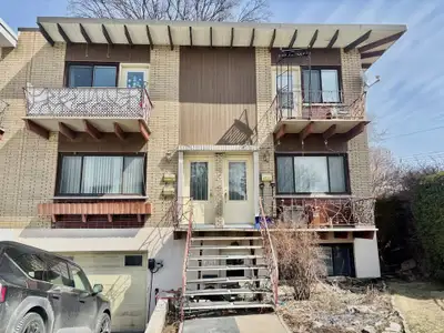 4 1/2 Ahuntsic libre immédiatement