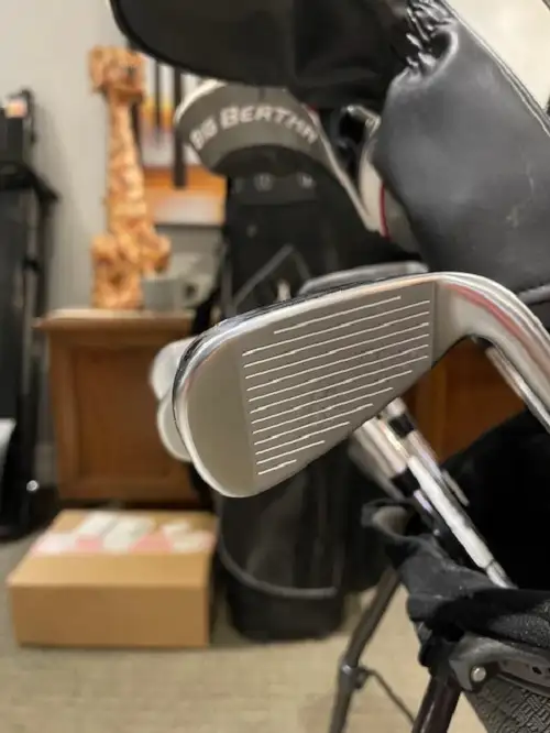 Left Handed Cobra AIR-X Irons 5-GW  (LH) in Golf in Gatineau - Image 4