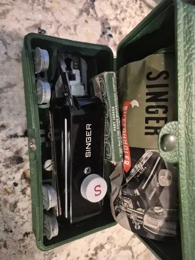 Singer Buttonholer, View more