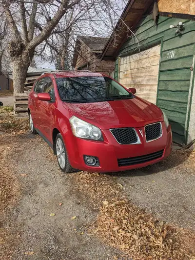 Drives great. AWD 2.4 L engine. Toyota Camry engine. 302000kms.Remote start.new oil change, new spar...