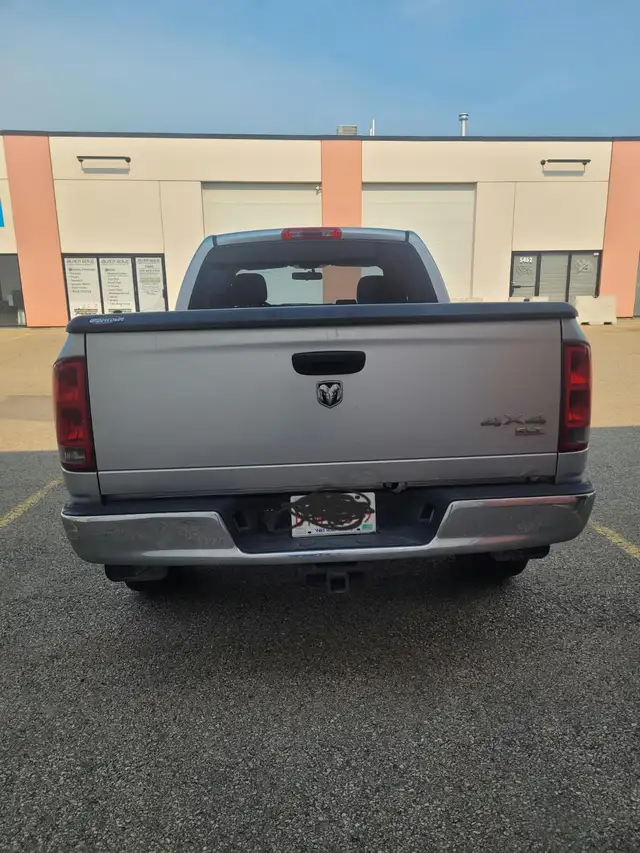 2005 Dodge Ram 1500 SLT552944993043763204