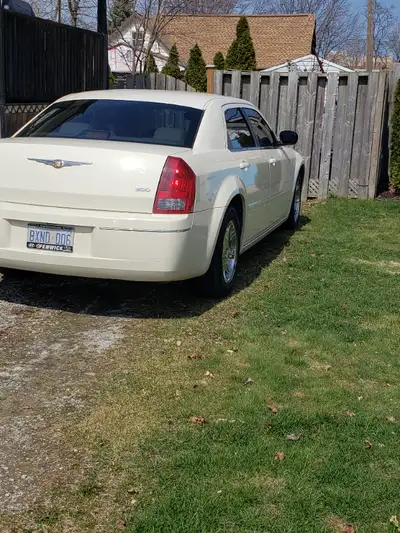 Chrysler 300 AS IS
