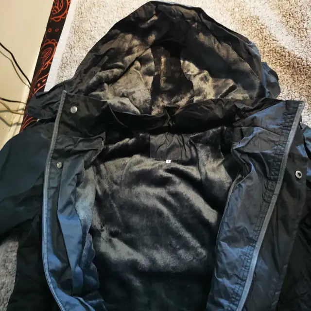 Kids Winter Jacket L in Kids & Youth in City of Toronto - Image 3