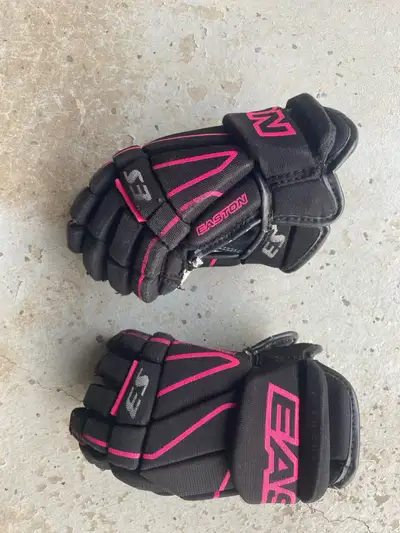 Excellent shape 11” player gloves