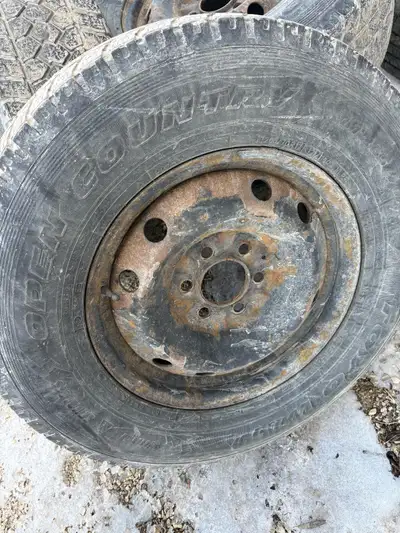 Selling 4 open country 265/70r17 tires and rims off 2018 f150 lots of tread left 10 ply tires $425 t...