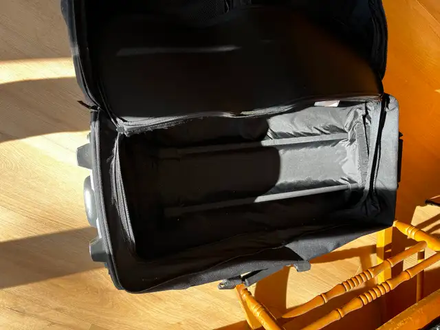 Valise 100 L de ski sur roulettes Salomon roller ski luggage in Ski in City of Montréal - Image 8
