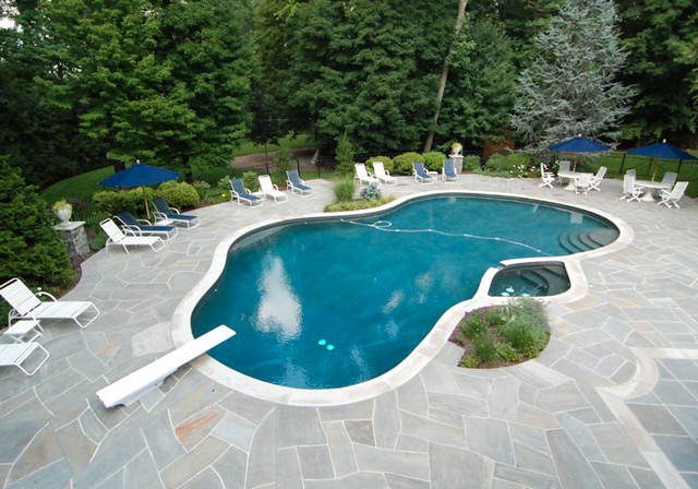 POOL-Opening-Repairs-Building-Leak detection-Liner replacements in Hot Tubs & Pools in City of Toronto - Image 3