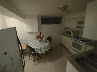 Single Bedroom Walk-in Basement for Rent