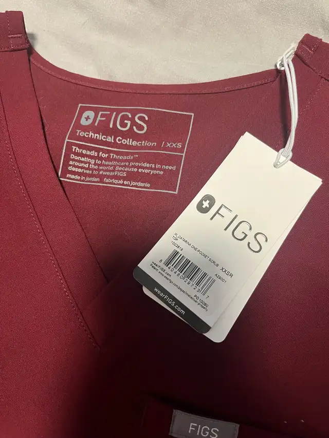figs scrubs  in Women's - Other in Edmonton - Image 3
