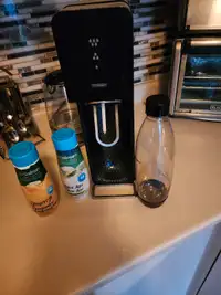 Soda Stream unit everything included $70.00 or best offer!