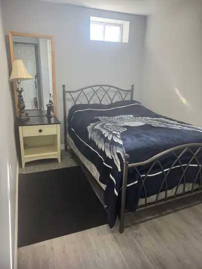 room in a basement available for rent in Bowmanville 1 parking spot available for extra $50 as well....