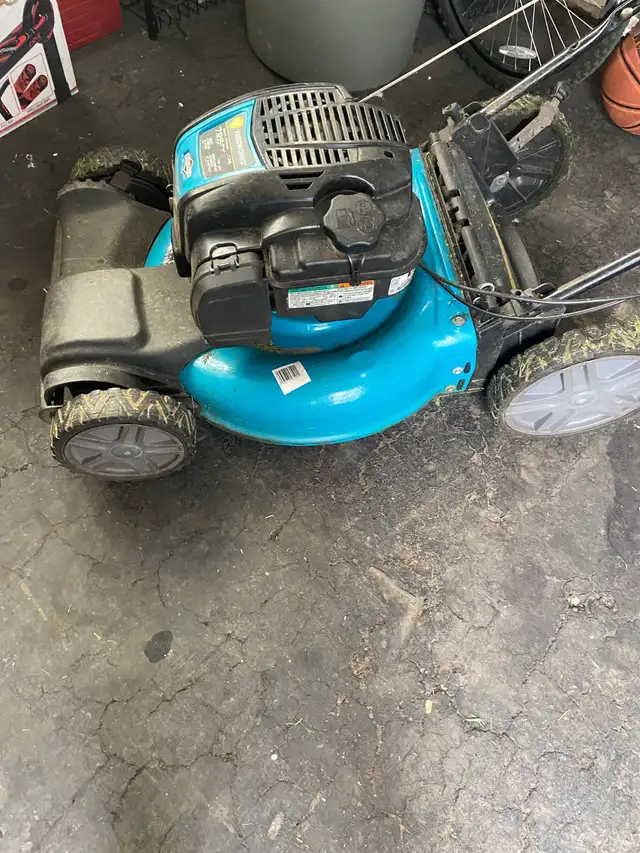 Lawn Mower in Lawnmowers & Leaf Blowers in City of Toronto - Image 3