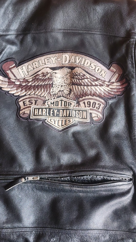 Harley davidson Jacket in Men's in Charlottetown - Image 2