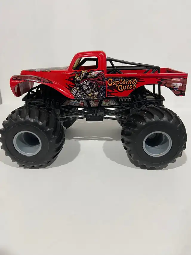 Monster truck 1:24 scale63793682806403122