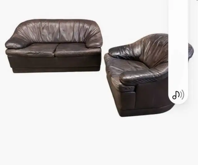 needed dark brown couch 