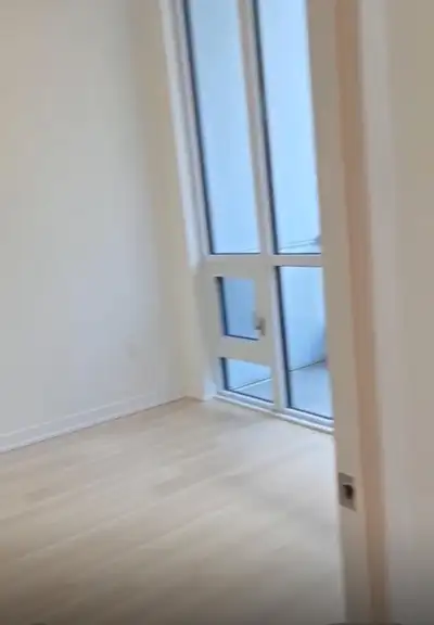 Condo for Rent - Toronto (Queens quay - Younge)