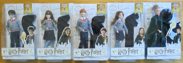 Harry Potter Dolls - Dumbledore and Ron Weasley in Toys & Games in Oshawa / Durham Region - Image 2