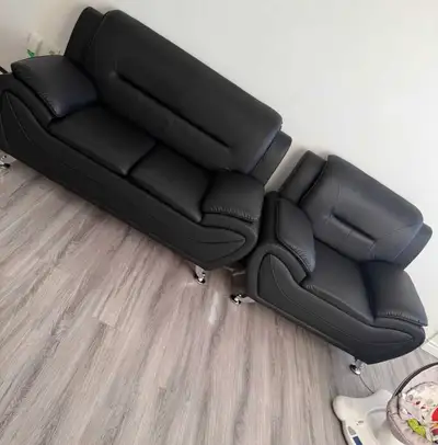 Modern Sofa Set – Free Delivery GTA | Cash on Delivery Available, View more