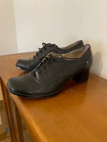 Black Leather Hush Puppies Lace Up Shoes, View more