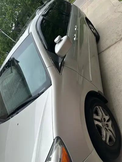 Selling a meticulously maintained 2005 Honda Odyssey EXL (8-passenger capacity) in mint condition wi...