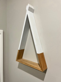 Triangle wooden shelf