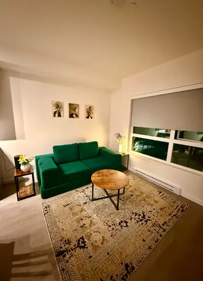 Note- lease takeover rent is $2100 Lease take-over or short-term furnished rental. This is a spaciou...