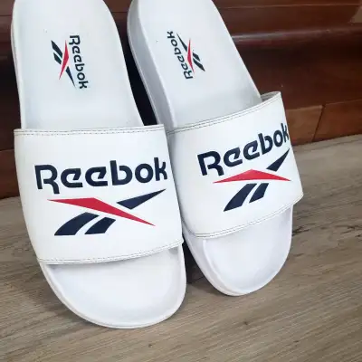 NW (Ranchlands) Reebok Sliders $15 FIRM Size 7 GOOD CONDITION, View more