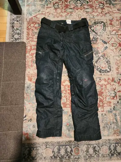 Trilobite, size 34x34. Never worn. Kevlar, includes knee protection: $50 BMW City 2, size XL. Barely...