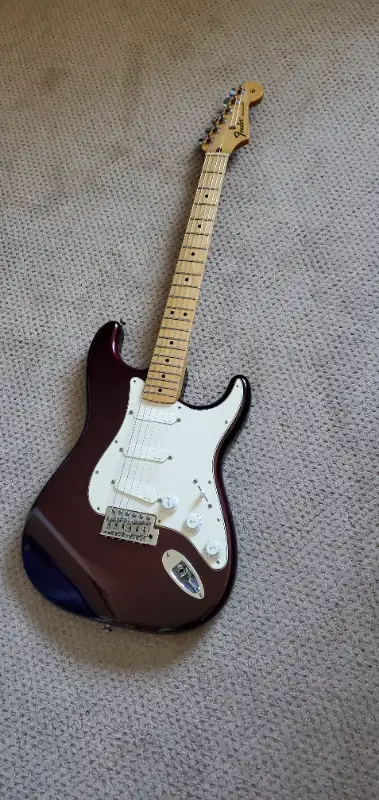 2009 Made in Mexico Standard Fender Stratocaster. Midnight Wine is the colour. Custom Loaded Pickgua...
