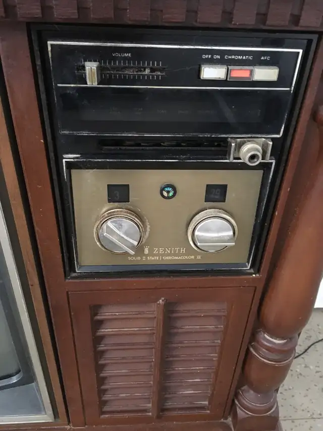 Zenith television in TVs in Ottawa - Image 3