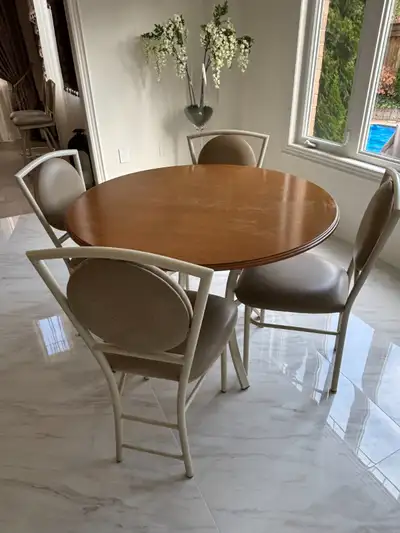 Kitchen Table, Chairs and Island Stools - In Excellent Condition, View more