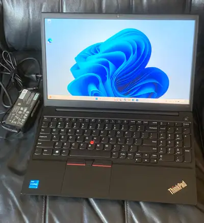 LENOVO ThinkPad E15 11th Génération 15.6’’ intel Core i5 256GB, View more