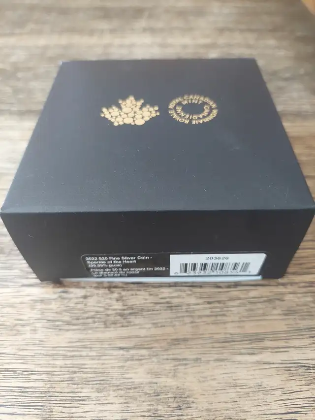 Canada diamond fire and ice solid silver diamond coin62863258532097124