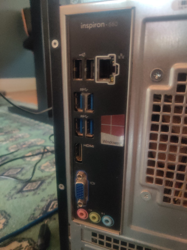 Ordinateur DELL Inspiron 64 in Desktop Computers in West Island