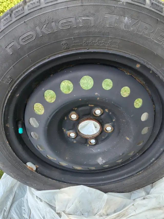 Pneus Hiver avec jantes in Tires & Rims in Trois-Rivières - Image 2
