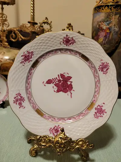 Herend Hungary "Apponyi Pink" 8" Plate - Hand-Painted with Gold, View more