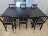 IKEA Extendable dinning table with 4 chairs