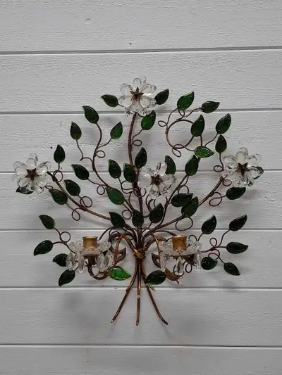 Mid-century italian wall sconce in Hollywood regency style, View more