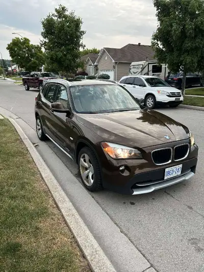 Selling a 2012 bmw x1. Car is in good condition. If your looking for a reliable and luxurious vehicl...
