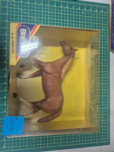 Breyer 842 skipster's chief, View more