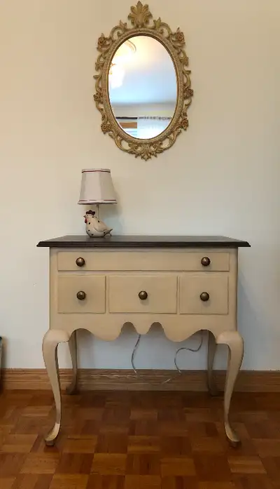 table console d’entrée restaurée,, View more