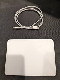 Apple Magic Trackpad white