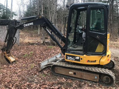 - 2500 hours - Cab w/ AC - Rubber Tracks - Bucket - Aux Hydraulics - Hydraulic Thumb - everything wo...