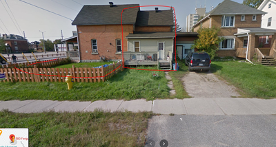 2 bedroom apartment 1 bedroom downstairs with kitchen and living room, upstairs another spacious bed...